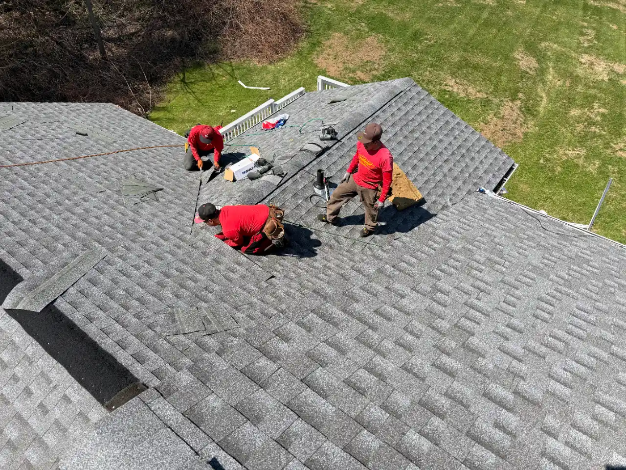Roofing project in Connecticut by Sichiqui Home Improvement